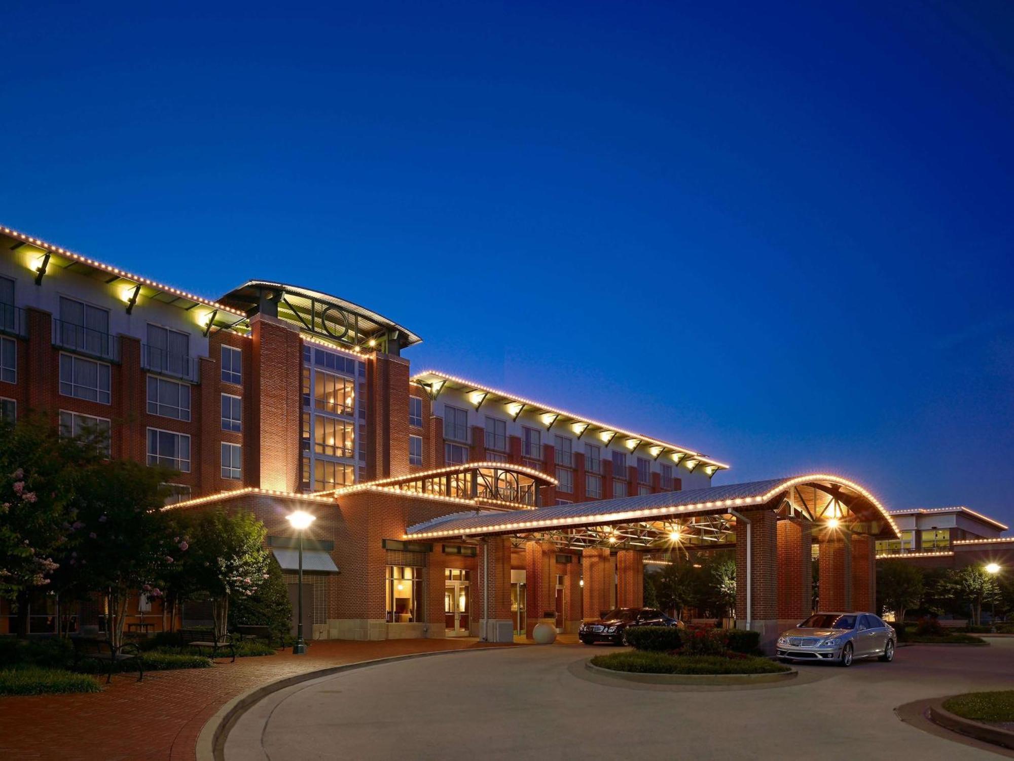 The Chattanoogan Hotel, Curio Collection By Hilton Kültér fotó